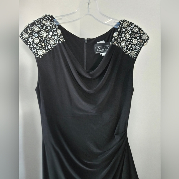 Alex Evening Womens Formal Wrap Style Dress With Crystal Shoulder In Size 4 - Picture 6 of 16